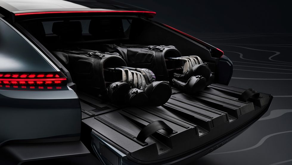 Audi Active sphere interior portbagaj